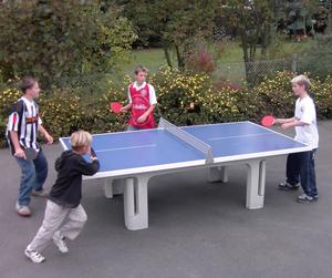 071025_Solido_P30_mit_Spielern.jpg