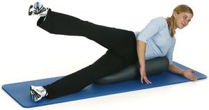 210561_Pilates_Multiroll_Frau_seitlich.jpg
