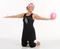 211102_211104_gymnastikball_frau_kniend_web_445402_455108.jpg